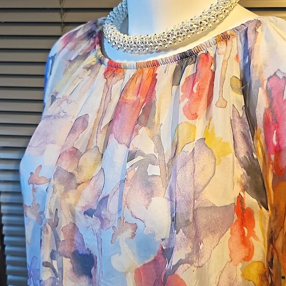 Breezy Silk blouse L / XL, lots of volume, elasticated waist looks great w jeans - Picture 2 of 12